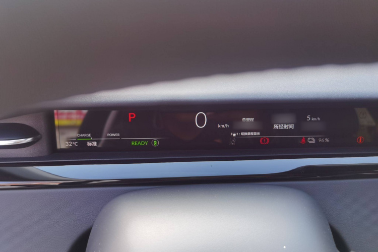 Honda e:NP2 2025 #14 Honda e:NP2 2025 car image #14