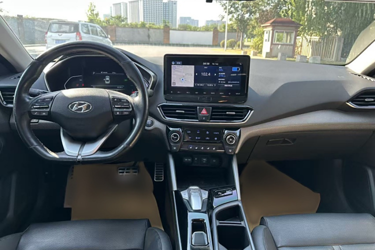 Hyundai Lafesta EV 2020 #14 Hyundai Lafesta EV 2020 car image #14