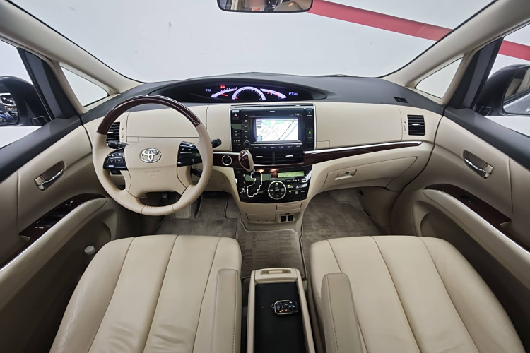 Toyota Previa 2018 car image #14