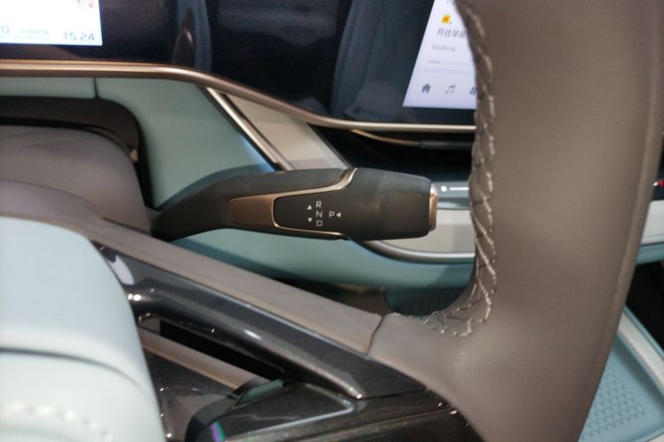 HongQi TianGong 08 2025 #14 HongQi TianGong 08 2025 car image #14