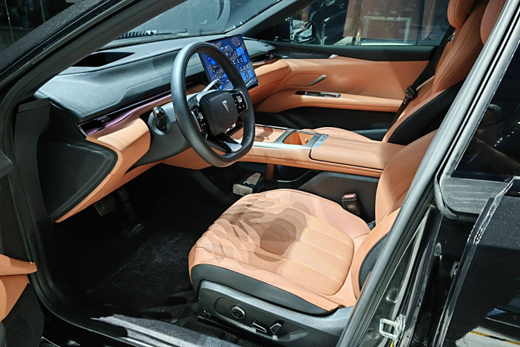 Deepal L07 2025 car image #14