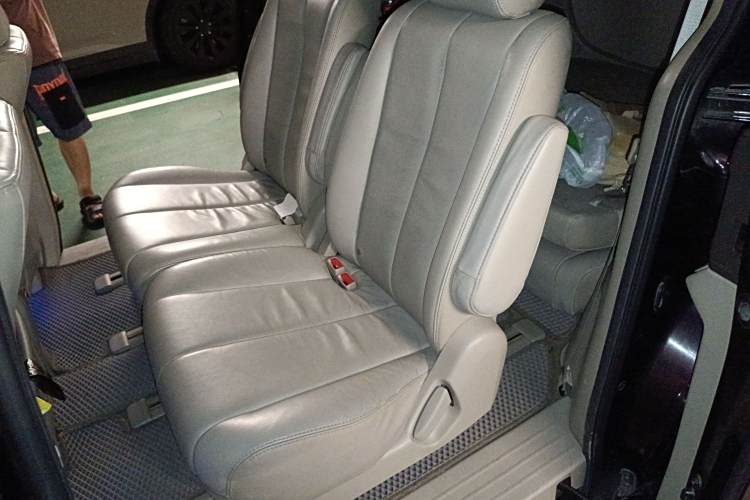 马自达 马自达8(进口) 2011 汽车图片 #14