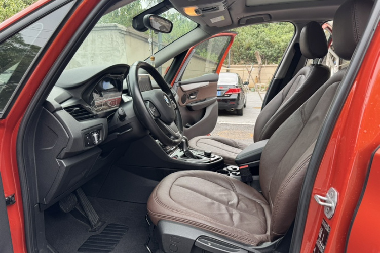 BMW 2 Series Tourer 2016 #14 BMW 2 Series Tourer 2016 imagem de carro #14