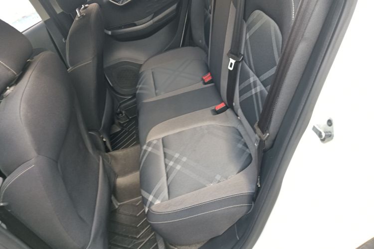 MG 3 2018 car image #14