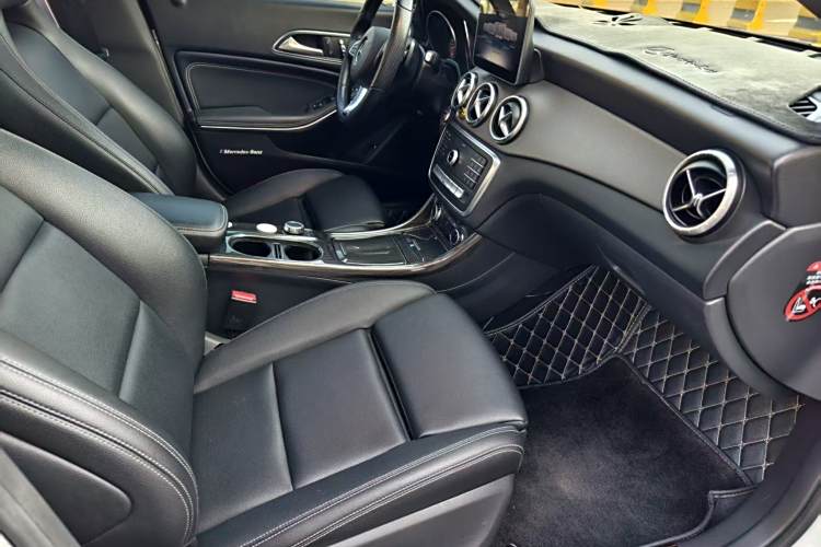 Mercedes-Benz CLA Class (Imported) 2018 car image #14