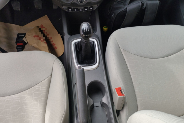 Chevrolet Sail 2018 immagine di auto #14