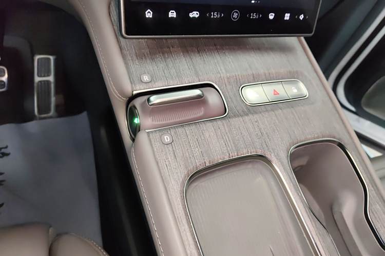 蔚来 蔚来ES7 2022 汽车图片 #14