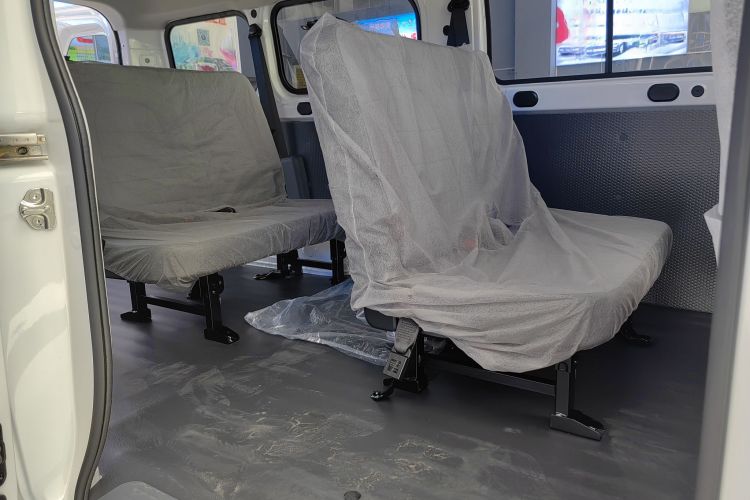 五菱汽车 五菱扬光电卡 2025 汽车图片 #14