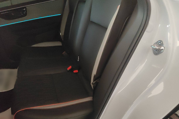 Honda e:NS2 2025 immagine di auto #14