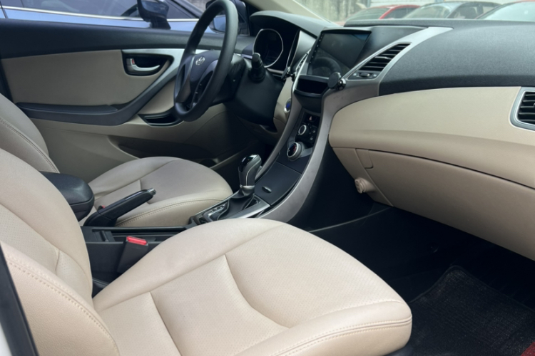 现代 朗动 2015 汽车图片 #14