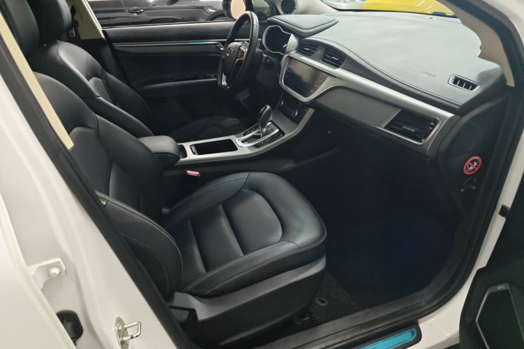 GEELY Emgrand GS 2018 #14 GEELY Emgrand GS 2018 car image #14