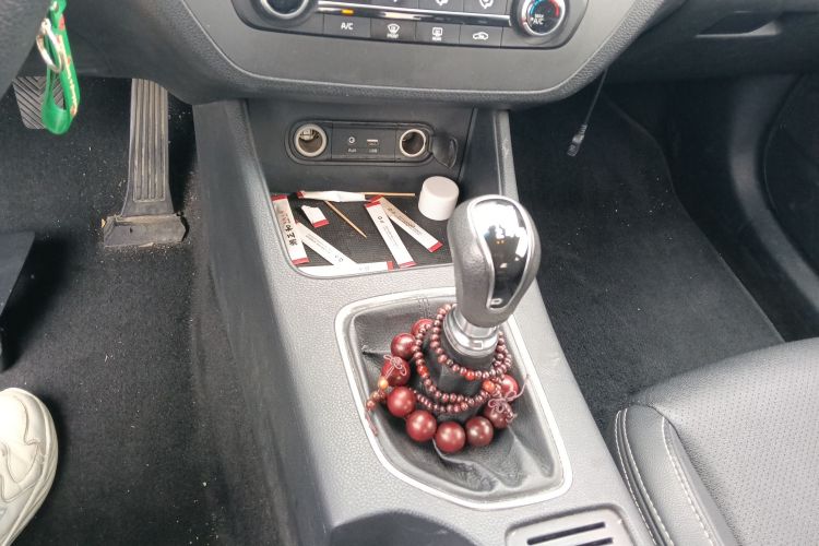 起亚 起亚K4 2016 汽车图片 #14