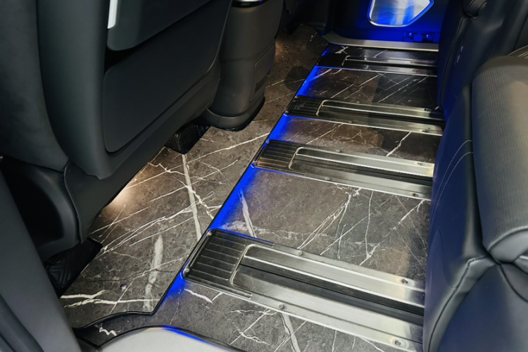 HongQi HQ9 PHEV 2024 car image #14