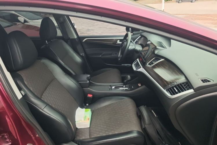 Honda Jade 2018 immagine di auto #14