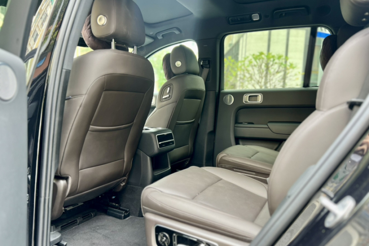 Li L8 2022 изображение автомобиля #14