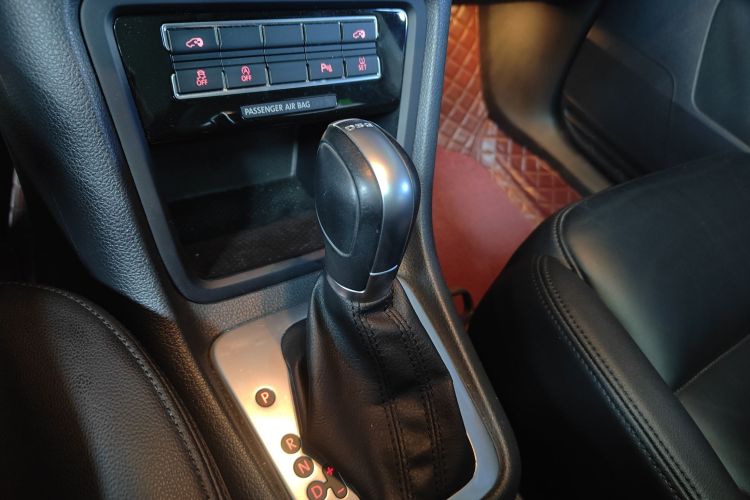 Volkswagen Sharan 2018 immagine di auto #14