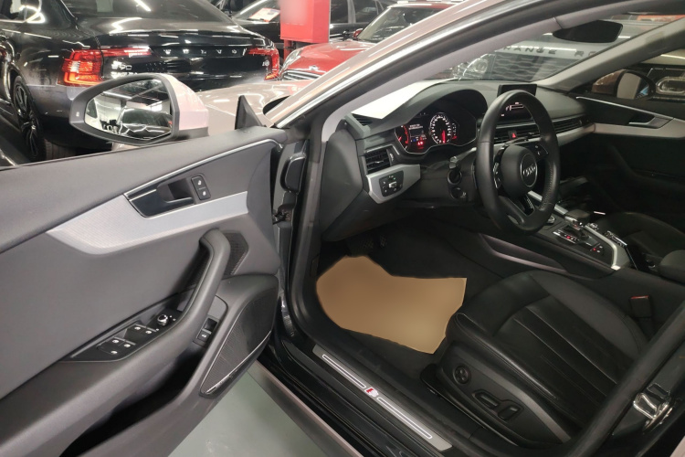 Audi A5 (Imported) 2020 immagine di auto #14