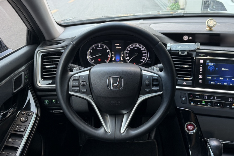 Honda Spirior 2016 immagine di auto #14