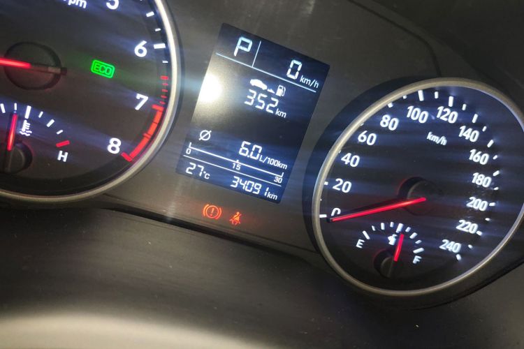 Hyundai Elantra HD 2020 #14 Hyundai Elantra HD 2020 car image #14