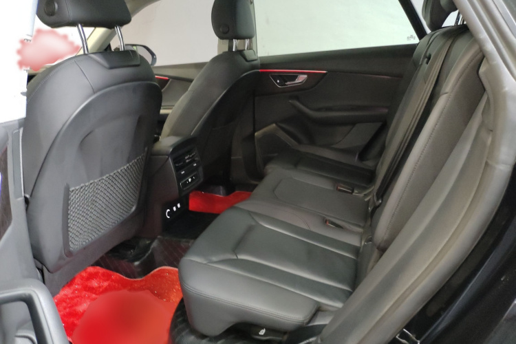 Audi Q8 2020 car image #14