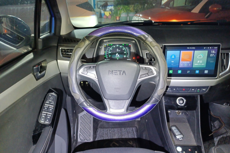 哪吒汽车 哪吒N01 2020 #14 哪吒汽车 哪吒N01 2020 汽车图片 #14