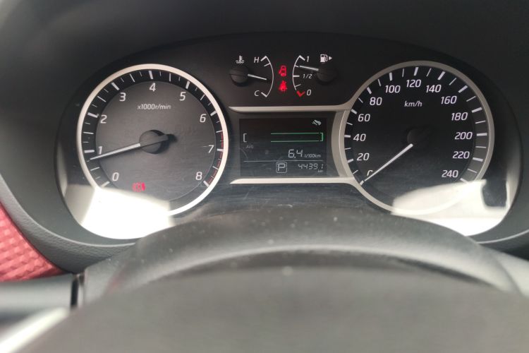 日产 蓝鸟经典 2018 汽车图片 #14