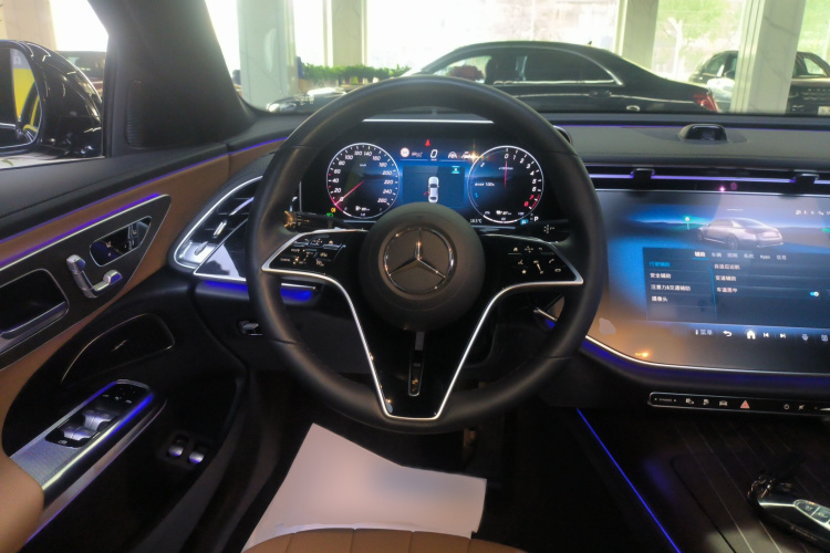 Mercedes-Benz E Class New Energy 2024 car image #14