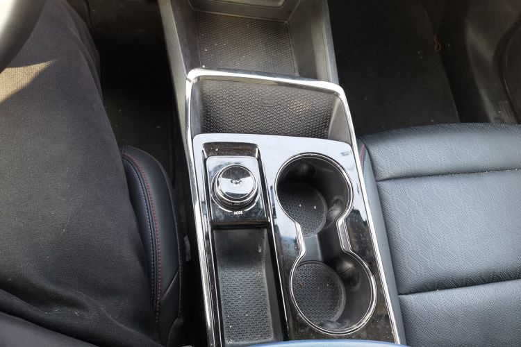 Chevrolet Equinox Plus 2024 #14 Chevrolet Equinox Plus 2024 car image #14