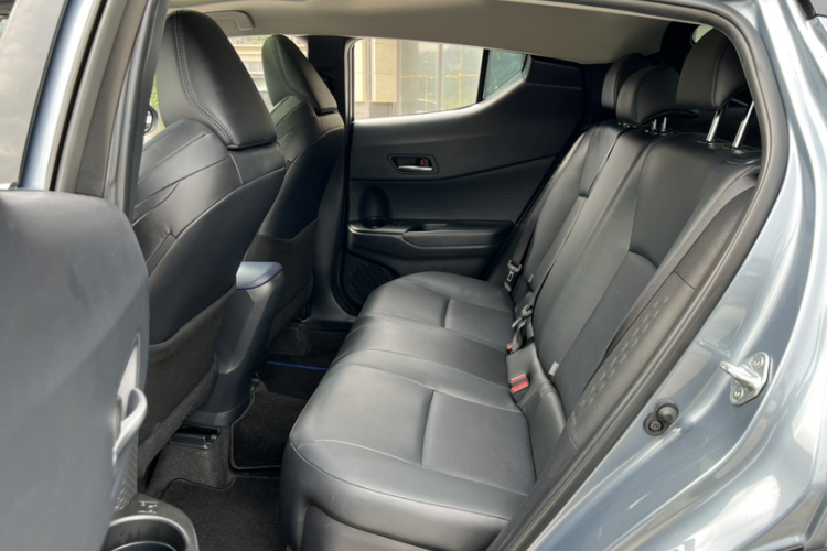 Toyota C-HR 2022 #14 Toyota C-HR 2022 immagine di auto #14