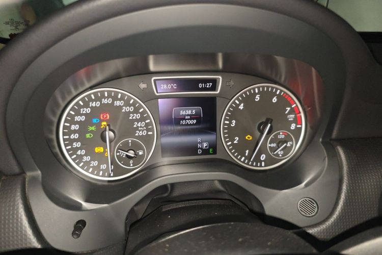 Mercedes-Benz A Class (Imported) 2015 car image #14