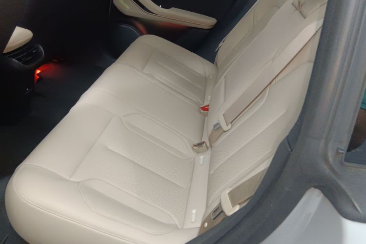 NIO ET5T 2023 car image #14