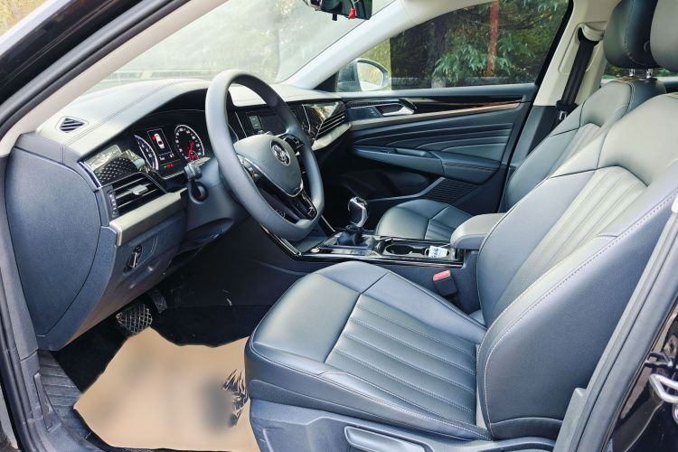 Volkswagen Passat New Energy 2019 #14 Volkswagen Passat New Energy 2019 صورة سيارة #14