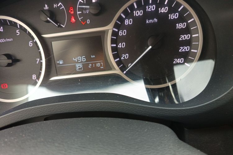 日产 蓝鸟经典 2017 汽车图片 #14