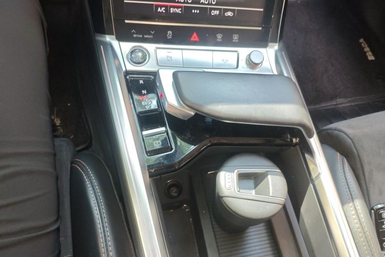 Audi e-tron 2022 imagen de coche #14