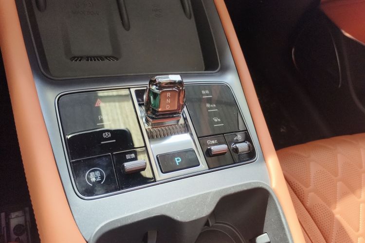 BYD Sea Lion 07 EV 2024 #14 BYD Sea Lion 07 EV 2024 car image #14