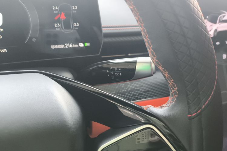 哪吒汽车 哪吒GT 2023 汽车图片 #14