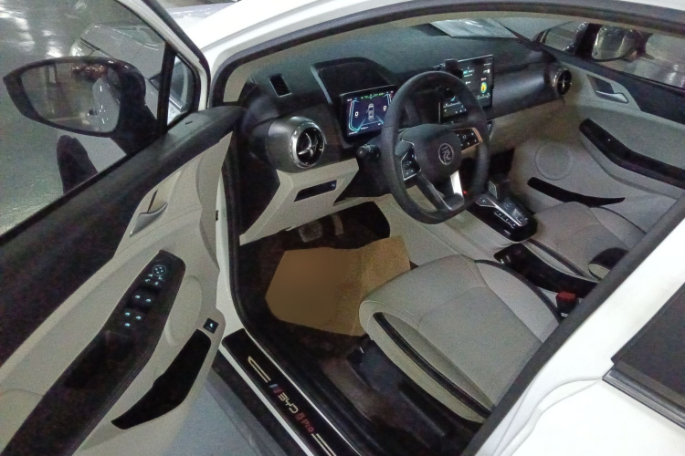 BYD Yuan Pro 2022 car image #14