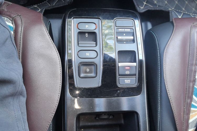 Honda e:NP2 2024 #14 Honda e:NP2 2024 car image #14