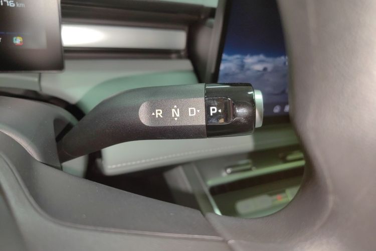 Roewe D6 2025 изображение автомобиля #14