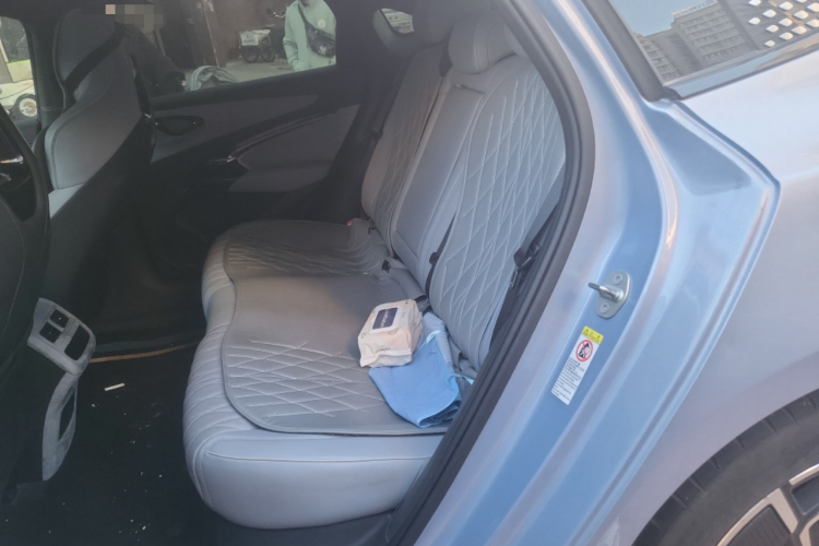 BYD Seal 2023 immagine di auto #14