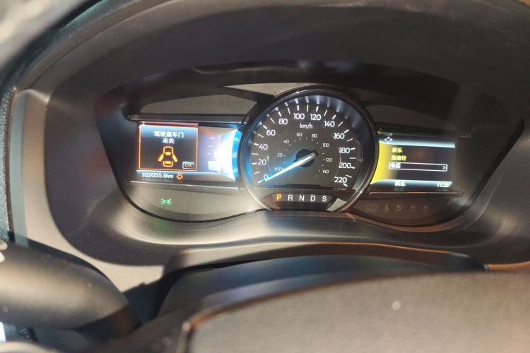 Ford Explorer (Imported) 2018 car image #14