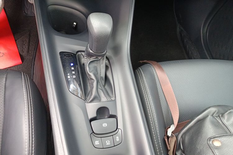 Toyota Izoa 2023 #14 Toyota Izoa 2023 immagine di auto #14