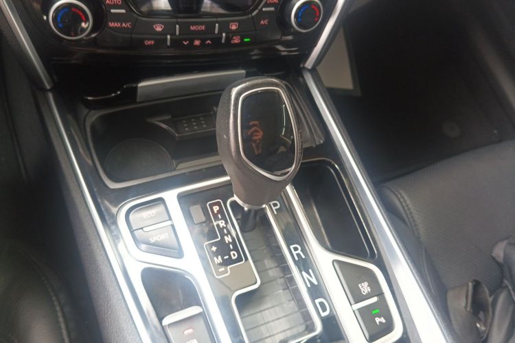 GEELY Ulion 2016 imagem de carro #14