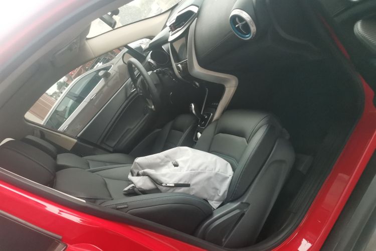 BYD Yuan New Energy 2018 car image #14