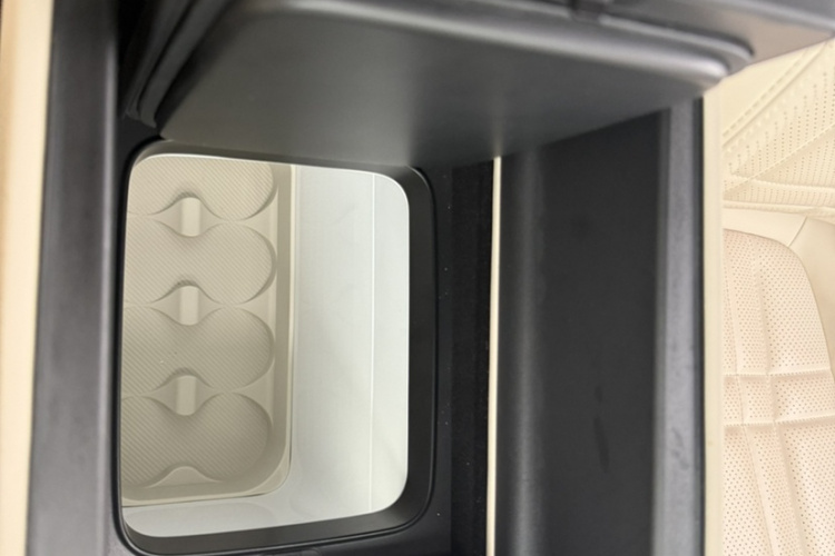 Deepal S09 2025 car image #14