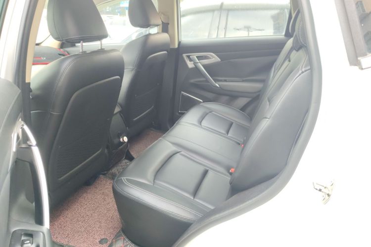 GEELY Boyue 2016 #14 GEELY Boyue 2016 car image #14