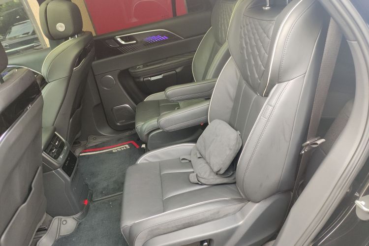 HongQi E-HS9 2022 #14 HongQi E-HS9 2022 car image #14