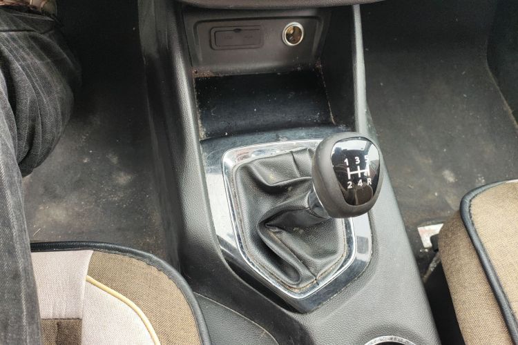 Soueast DX3 2017 imagen de coche #14