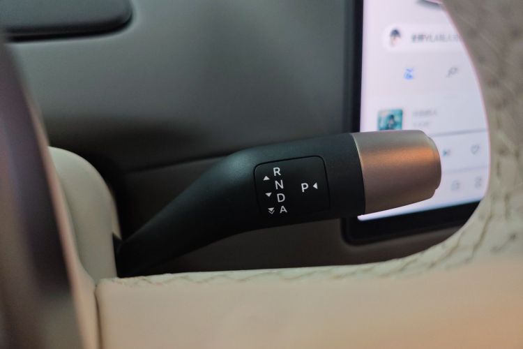 理想汽车 理想i6 2025 汽车图片 #14