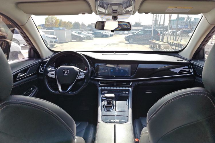 Changan CS85 Coupe 2019 car image #14